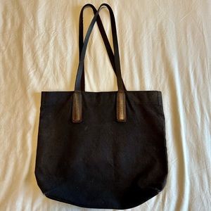 Canvas tote bag by Everlane